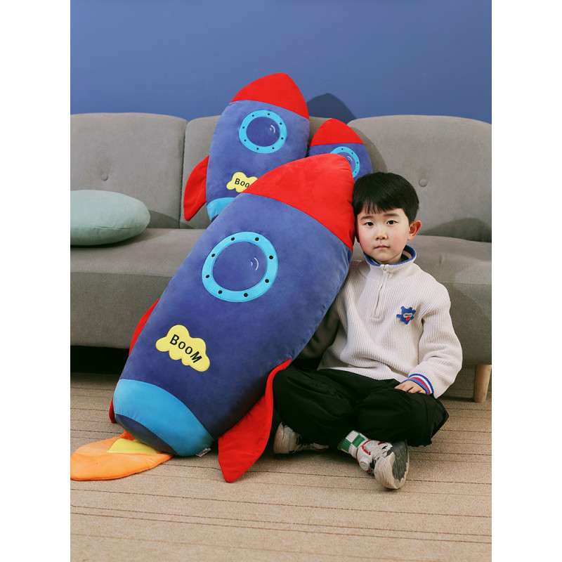 宇宙ロケット型抱き枕