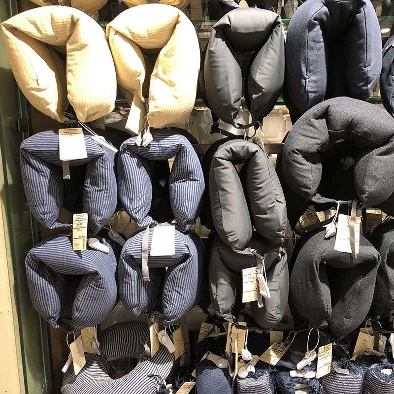 抱き枕 極上の快適さ 首枕ネックピロー